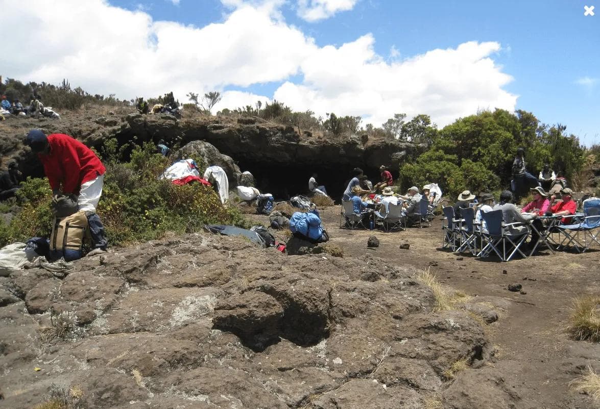 Second Cave, the lunch stop en route to Kikelewa